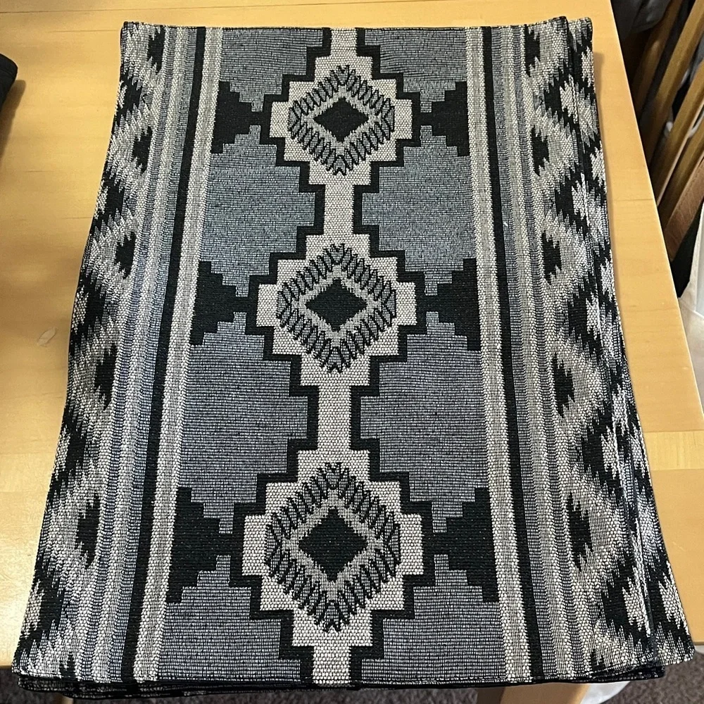 Set of 4 Southwestern Placemats and Pot Holder
